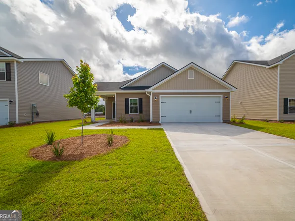 111 Hayden Dr, Saint Marys, GA 31558