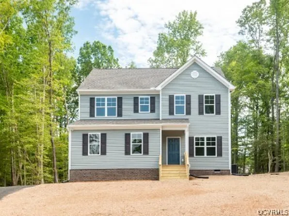 4201 Poplar Village Dr, Chester, VA 23831