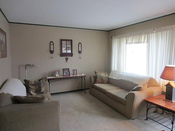 5th image of 104 Oakway Dr