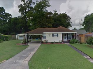 1215 N Sherman St, Jennings, LA 70546