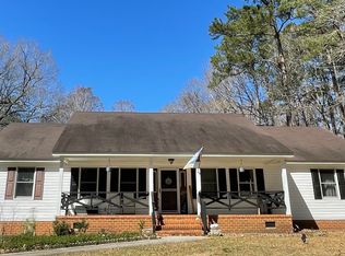 26243 Hanging Tree Rd, Courtland, VA 23837