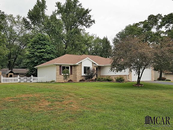 2nd image of 1154 Oakmont Dr