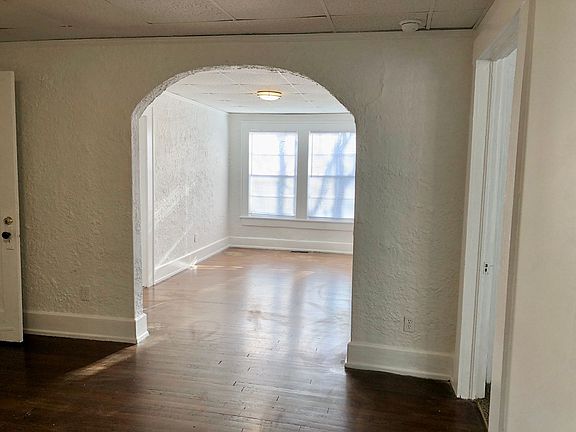 3rd image of 3428 8th Ave S APT 5