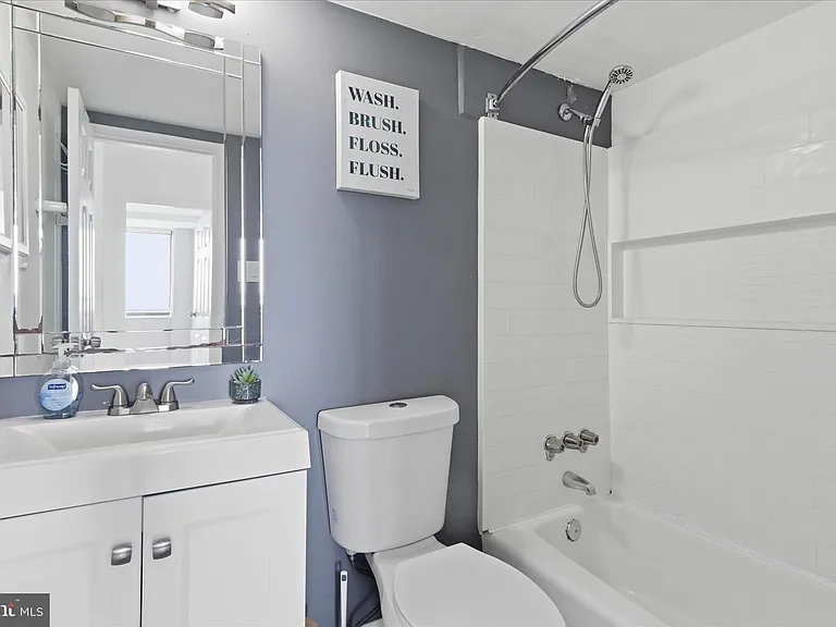 301 N Beauregard St #1105 — Photo 23
