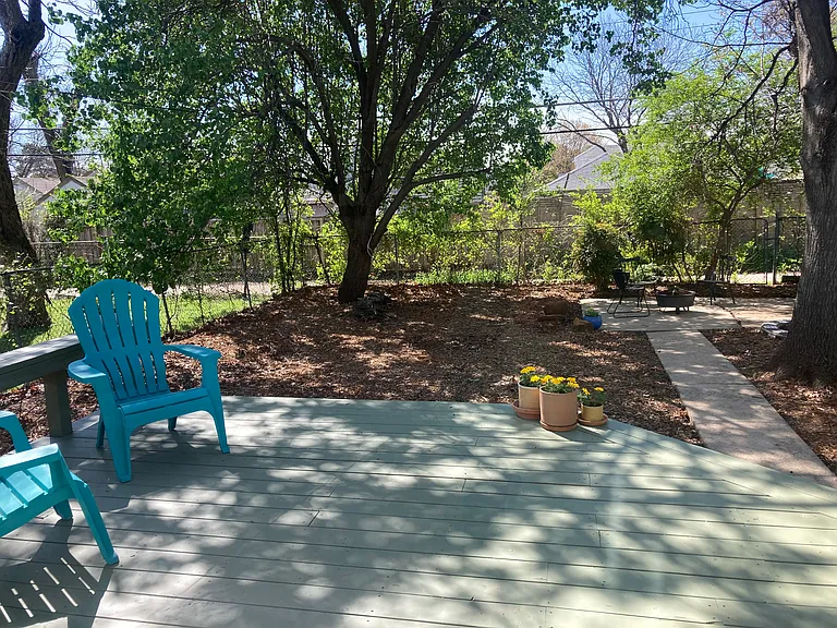 2732 Catherine St — Photo 36