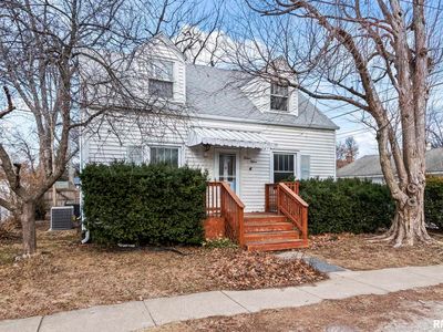1315 W Ash St, Leland Grove, IL, 62704