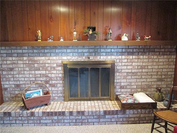 5th image of 3066 Roanoke Dr