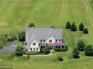 15446 Weadon Farm Ln, Waterford, VA 20197