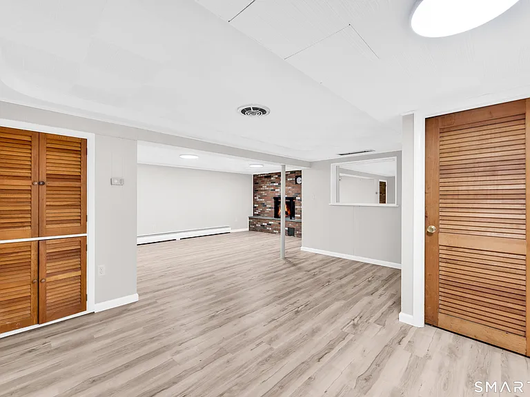 7 Olson Ave — Photo 19