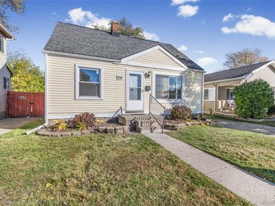 27336 Ridgewood St, Roseville, MI, 48066