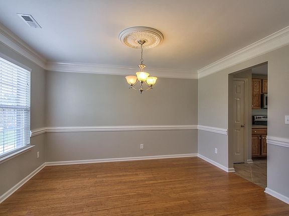 5th image of 1235 Timber Creek Dr