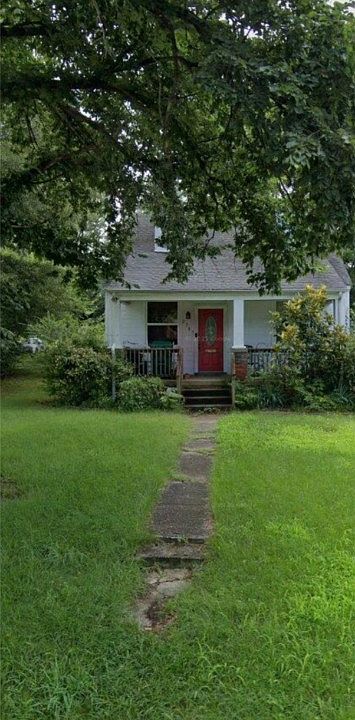 1st image of 2303 Carlisle Ave