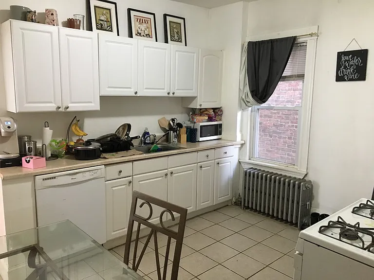 162 Kelton St #1 — Photo 1