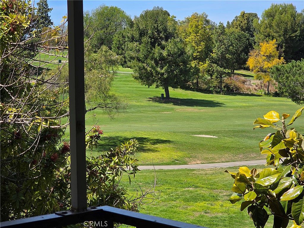 2388 Via Mariposa W UNIT 3E