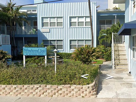 Small, Quiet, Well Maintained Building...