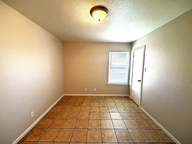 1301 Cinch Dr #A — Photo 24