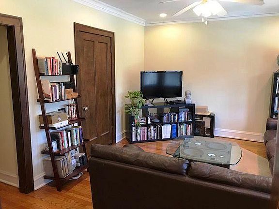 2nd image of 5548 N Glenwood Ave
