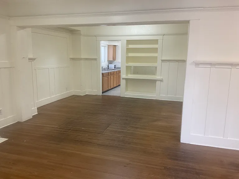 1412 W Jefferson Blvd — Photo 10