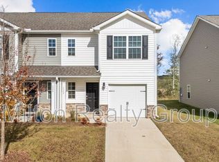 122 March Creek Dr, Fuquay Varina, NC 27526