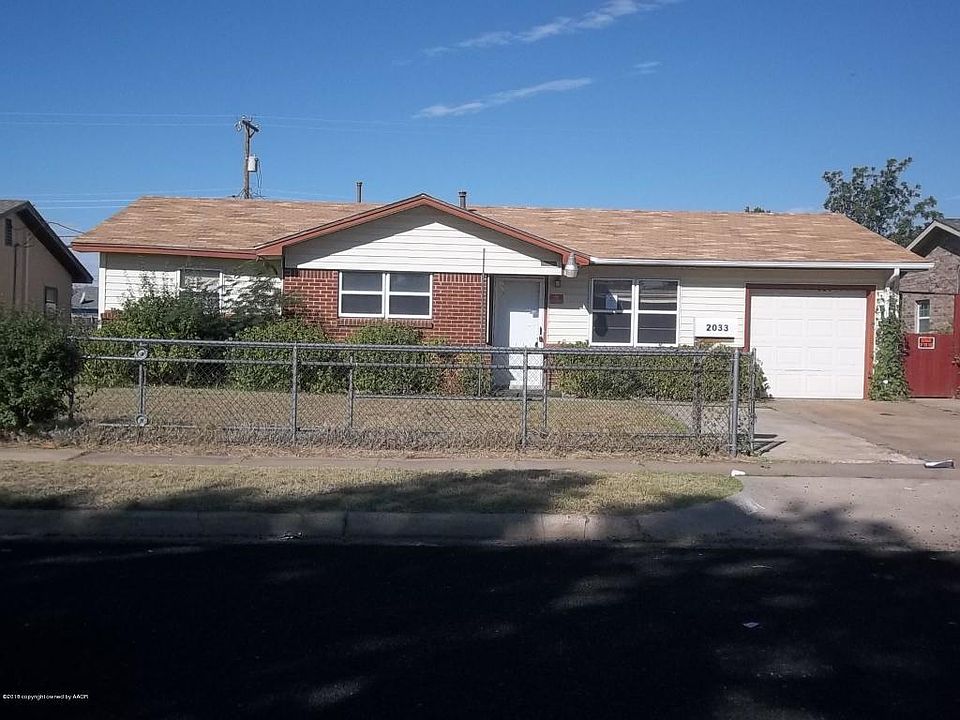 1st image of 2033 Dahlia St
