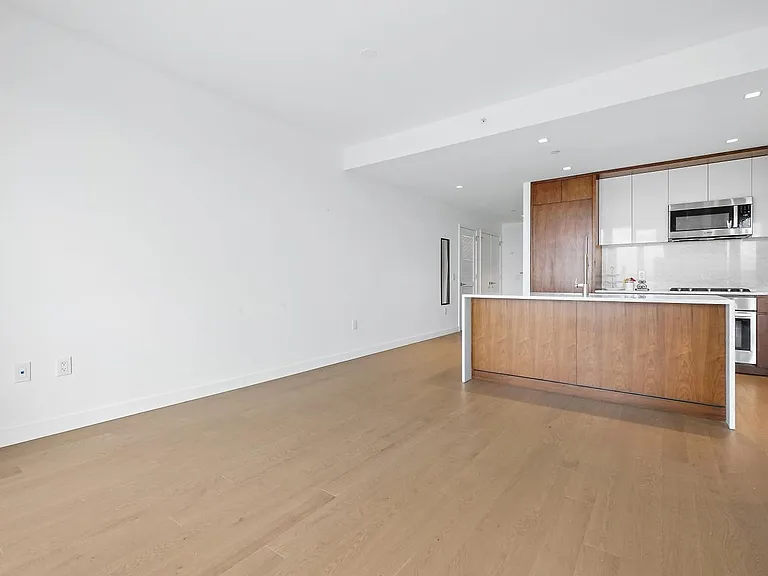 75 Park Ln S #1102R — Photo 5