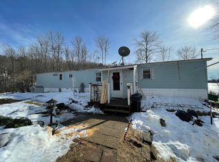 40 James Eddy Rd, Dresden, ME 04342