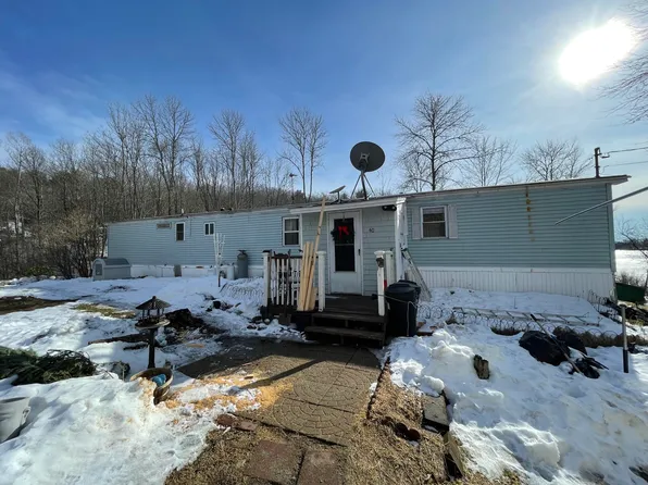 40 James Eddy Road, Dresden, ME 04342