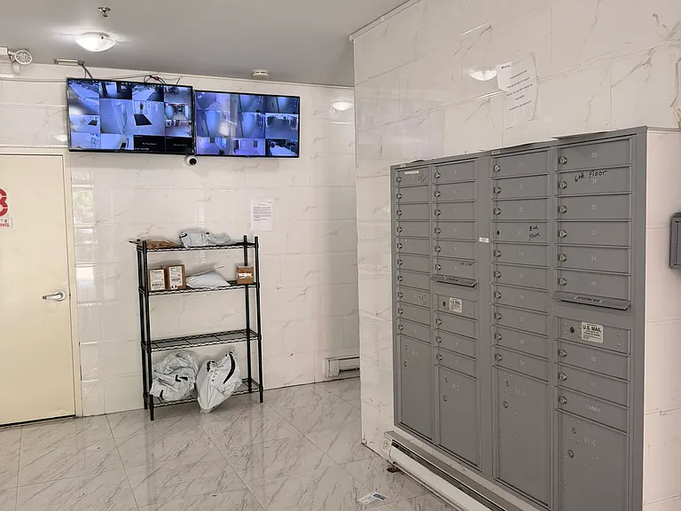 8411 Lander St #15 — Photo 3