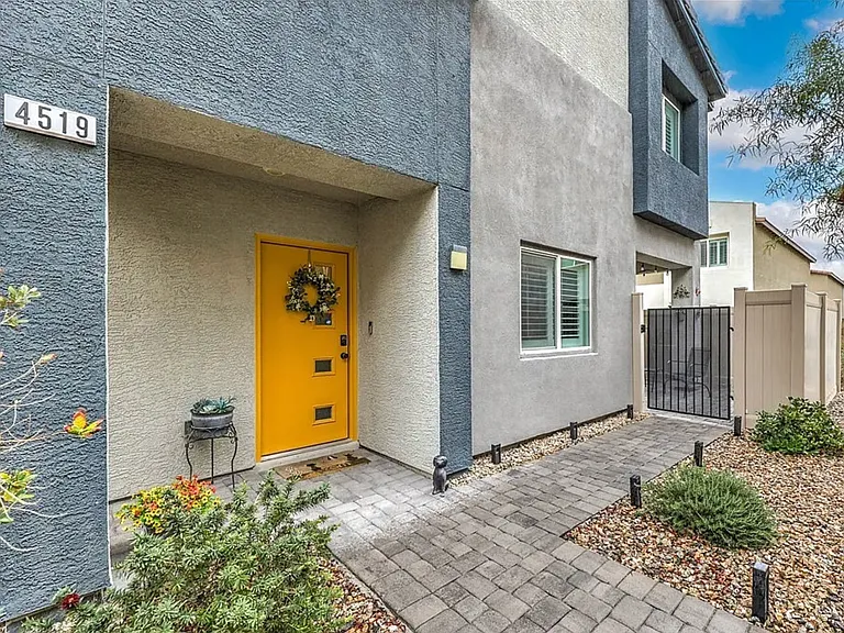 4519 Sapphire Moon Ave — Photo 1