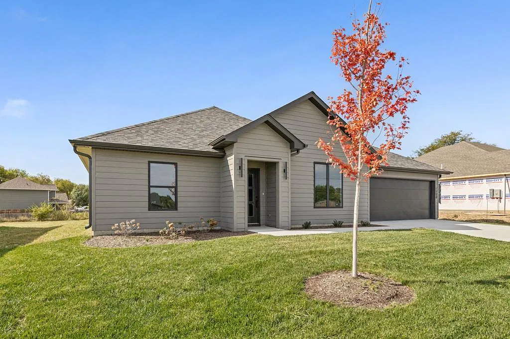 6008 Kestrel Loop — Photo 4