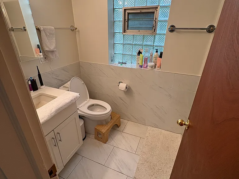 8509 Lawndale Ave — Photo 7