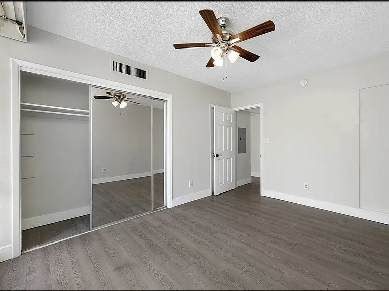3554 1st Ave N #203 — Photo 15