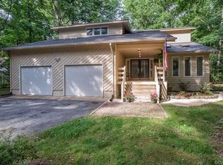 3903 McTyres Cove Rd, Midlothian, VA 23112