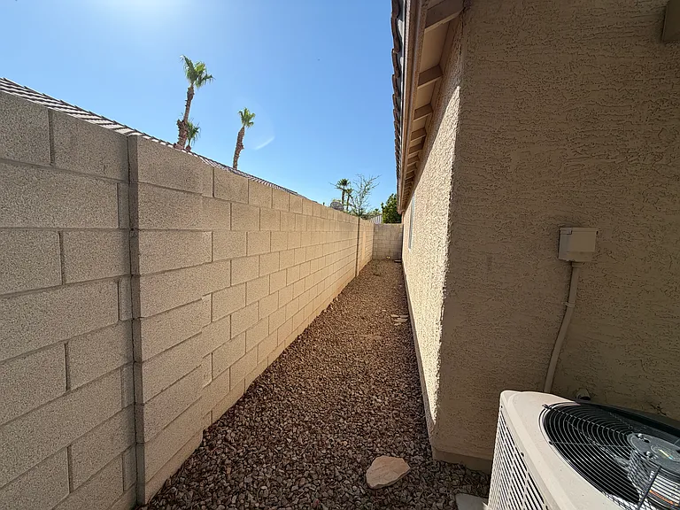 2108 Sunset Vista Ave — Photo 23