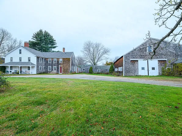 11 Brewer Road, Kensington, NH 03833