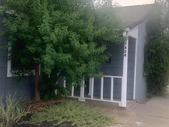 7424 25th Ave APT B, Sacramento, CA 95820