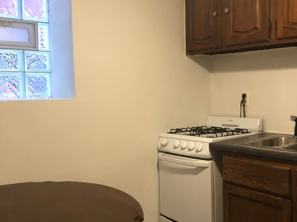 3219 N Lawndale Ave #Basement, Chicago, IL 60618