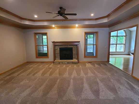 5th image of 1710 Valley Dr