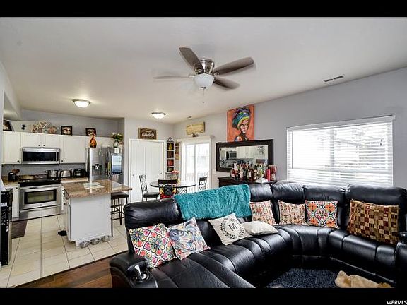 4th image of 1518 W Oak Lawn Ct