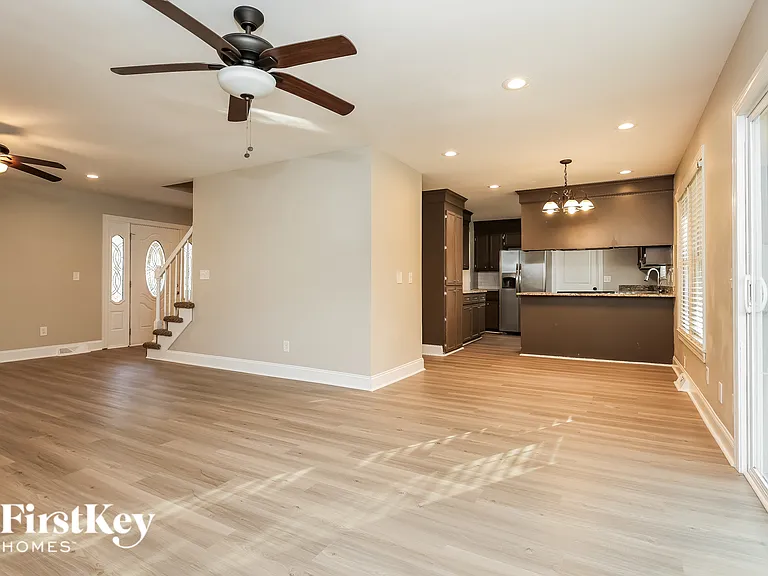 218 Old Dominion Dr — Photo 5