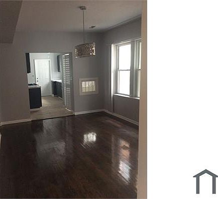 3rd image of 8141 S Langley Ave APT 2