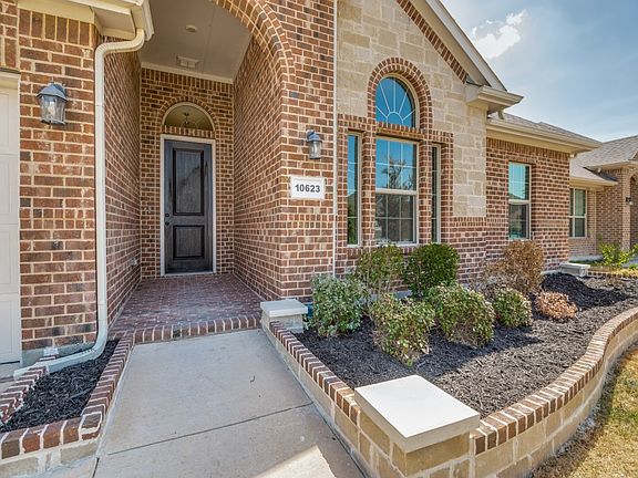 4th image of 10623 Cherry Tree Way