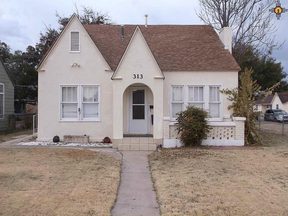 1st image of 313 N Mesquite St