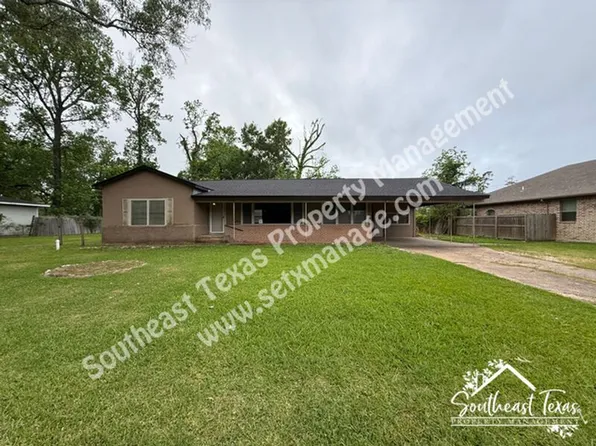 3255 Charles St, Beaumont, TX 77703