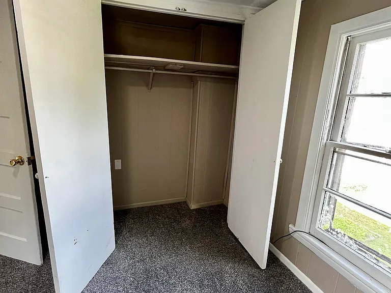 107 Lewis Ave — Photo 9