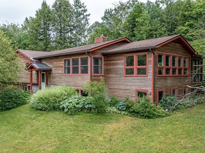 16 Sutton Place, Charlotte, VT, 05445