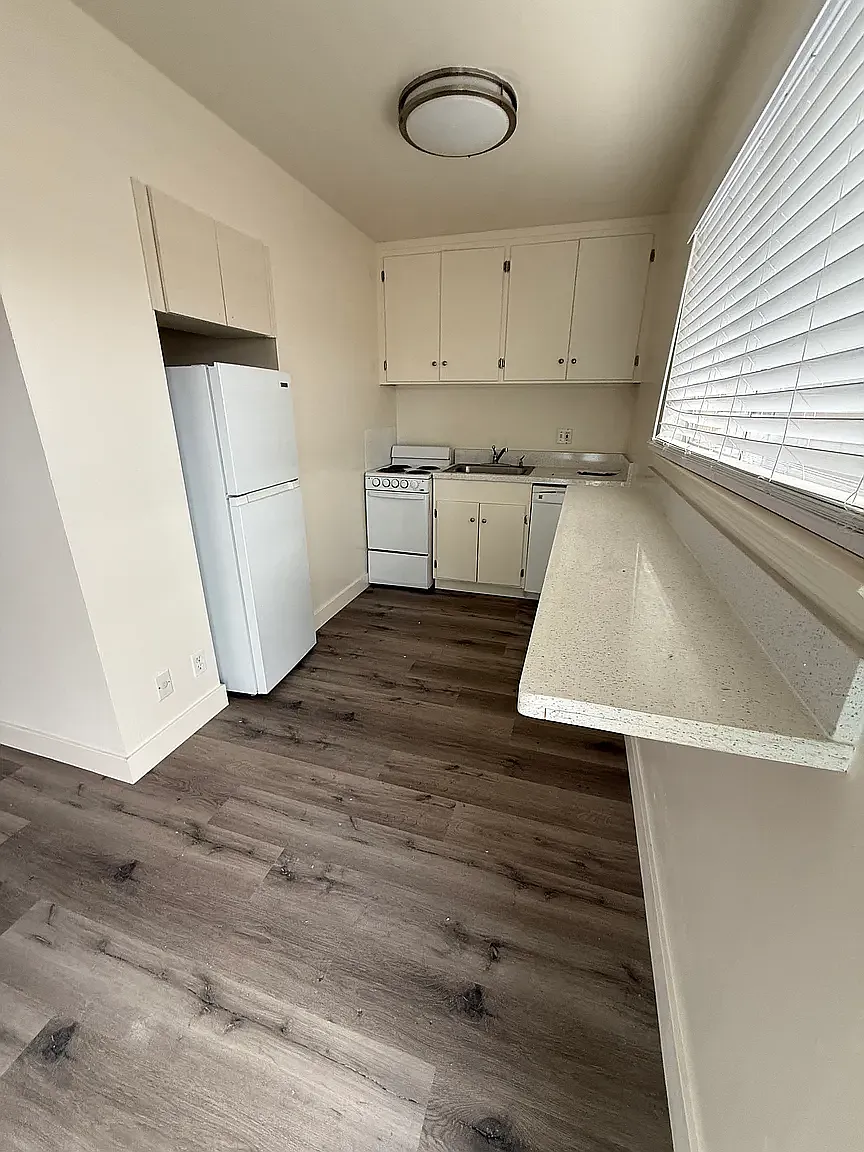 Building Photo - The Grove at Oak Grove