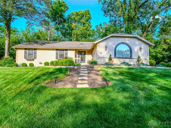 6390 Shadow Lake Trl, Dayton, OH 45459