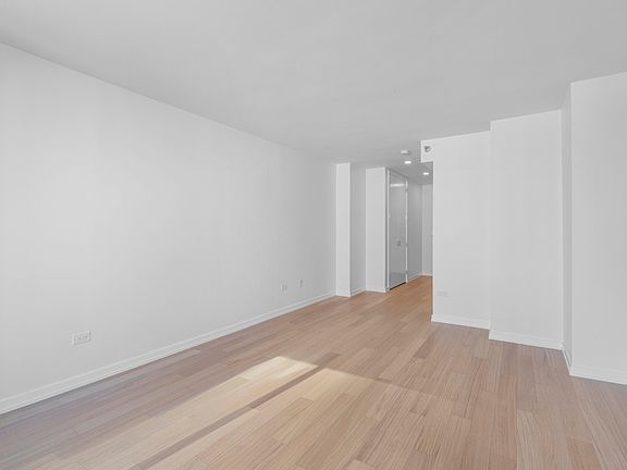 4th image of 75 W End Ave APT P12h