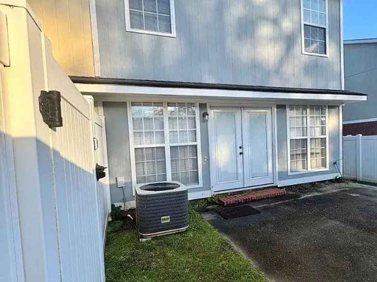 125 N Springview Dr — Photo 13